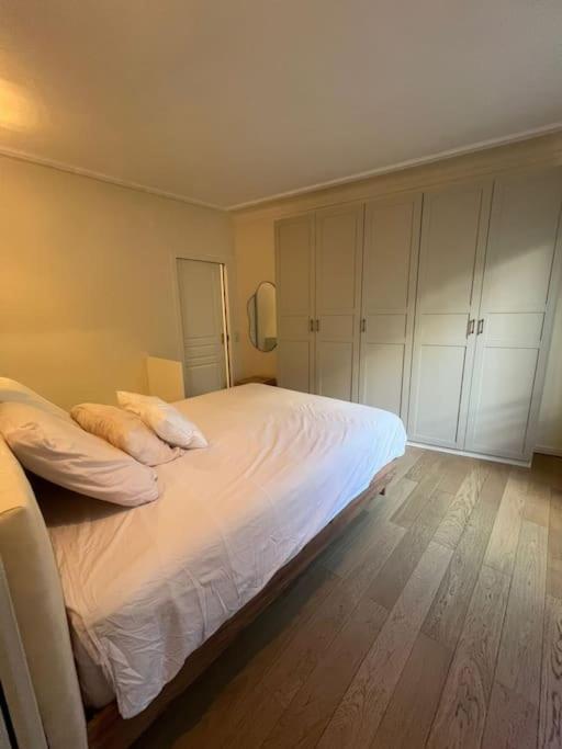 Charmant Appartement Alesia Parigi Esterno foto